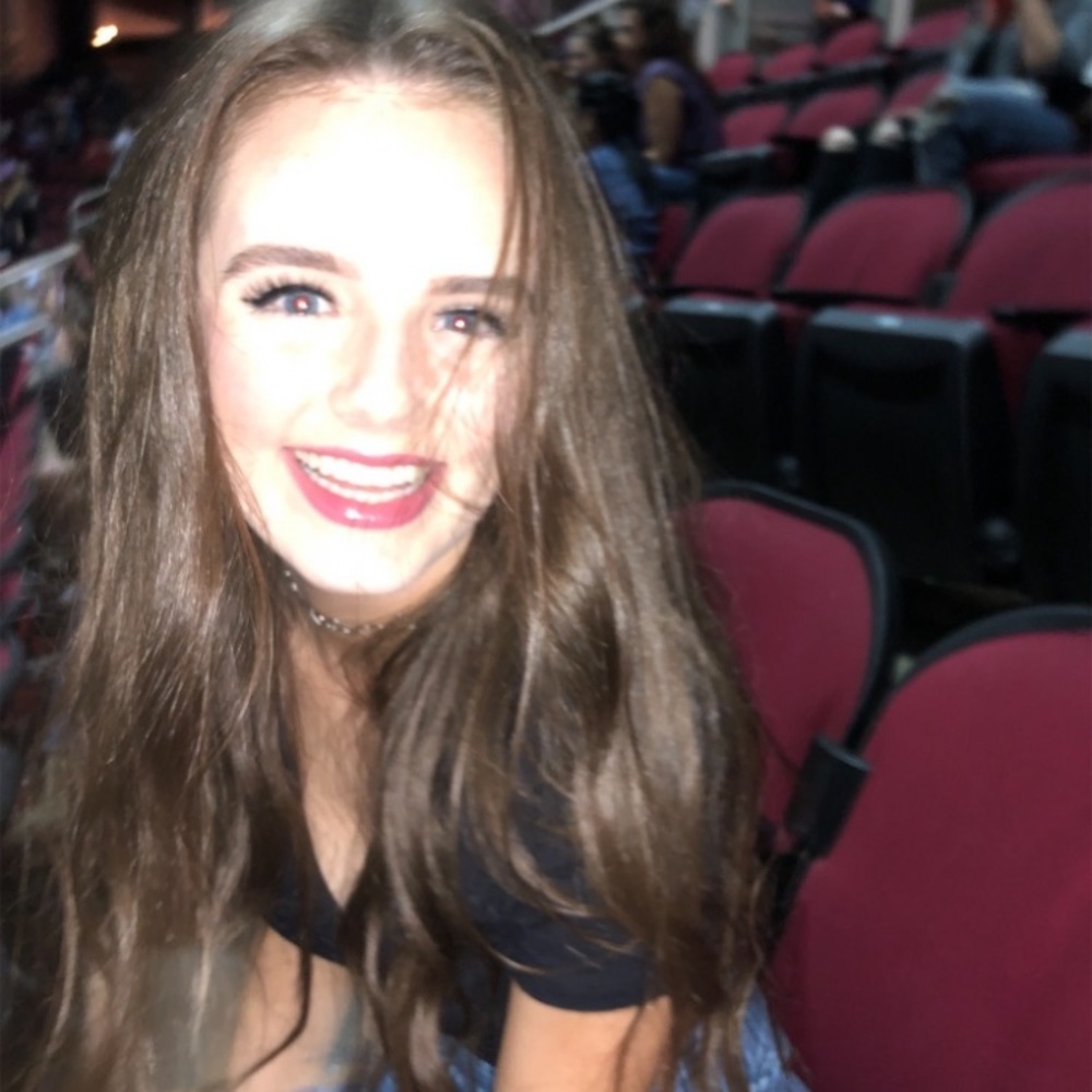 Meet your Posher, Nacole